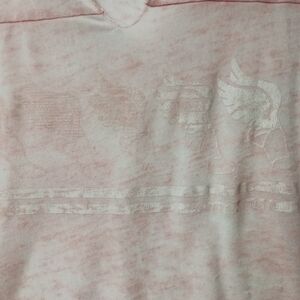 Ambercrombie and Fitch Pink Graphic Tee